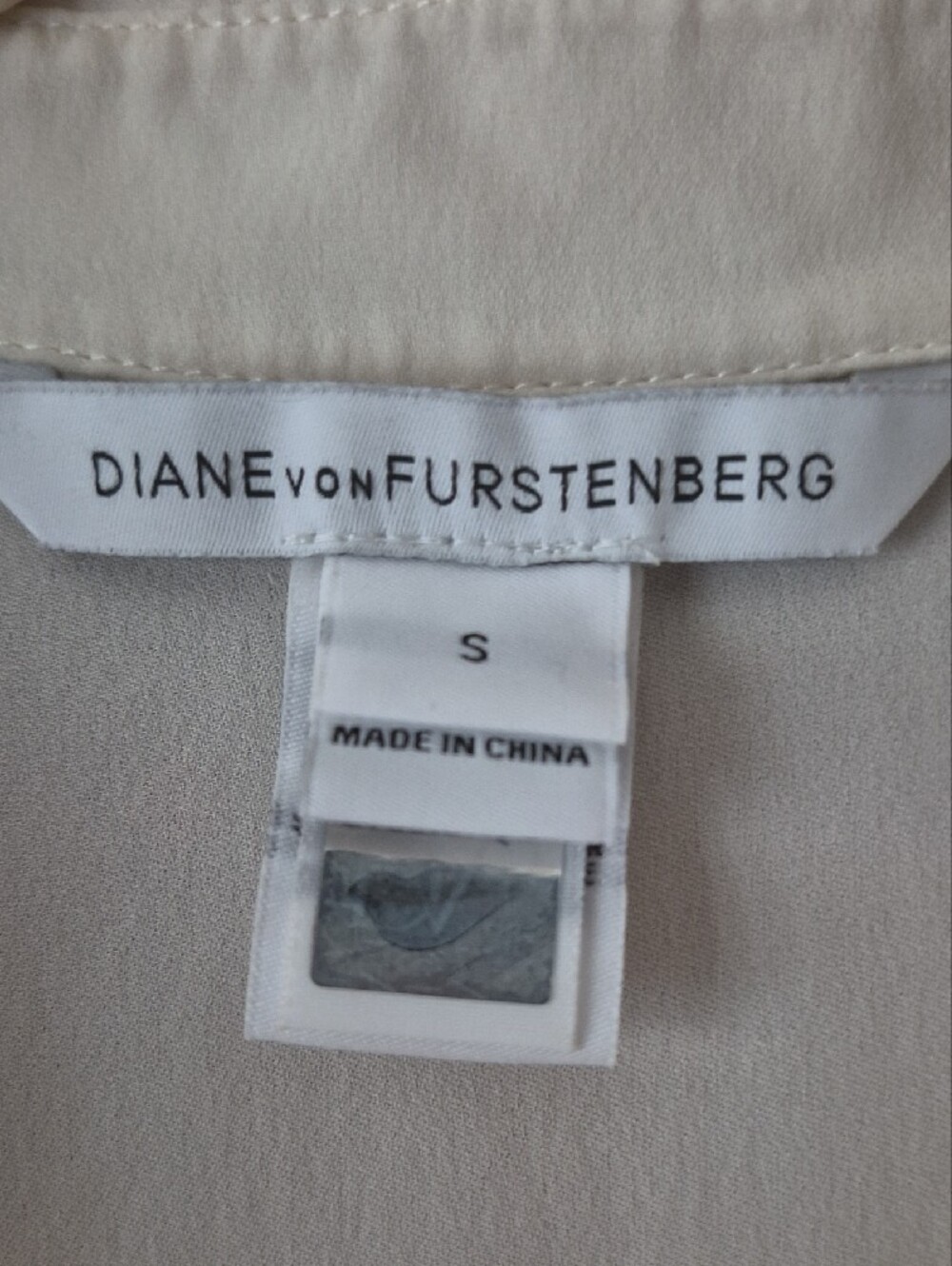 Diane Von Furstenberg Silk Blouse Top - Picture 2 of 2